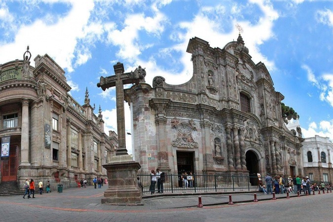 Las siete cruces del centro histórico de Quito