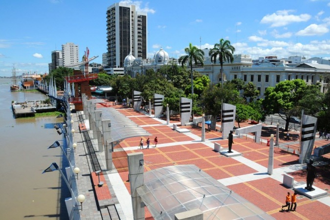 Visita las pasarelas de Guayaquil